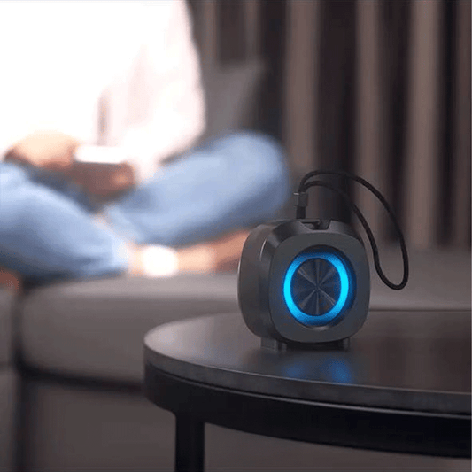 Wireless Mini Desktop Speaker